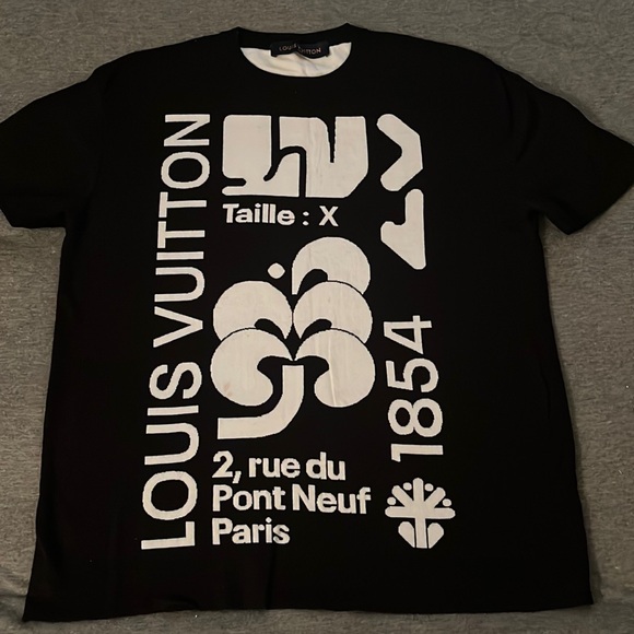 Louis Vuitton shirt 👕 - Picture 1 of 5